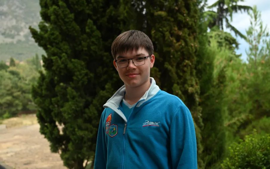 Работа учащегося Кулебакской детской художественной школы Михаила Ильичева признана лучшей на конкурсе рисунков, посвящённом столетнему юбилею «Артека»